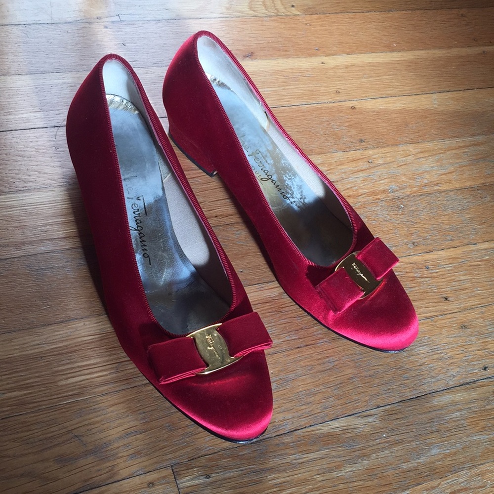 Salvatore Ferragamo Red Bow Pump Shoe